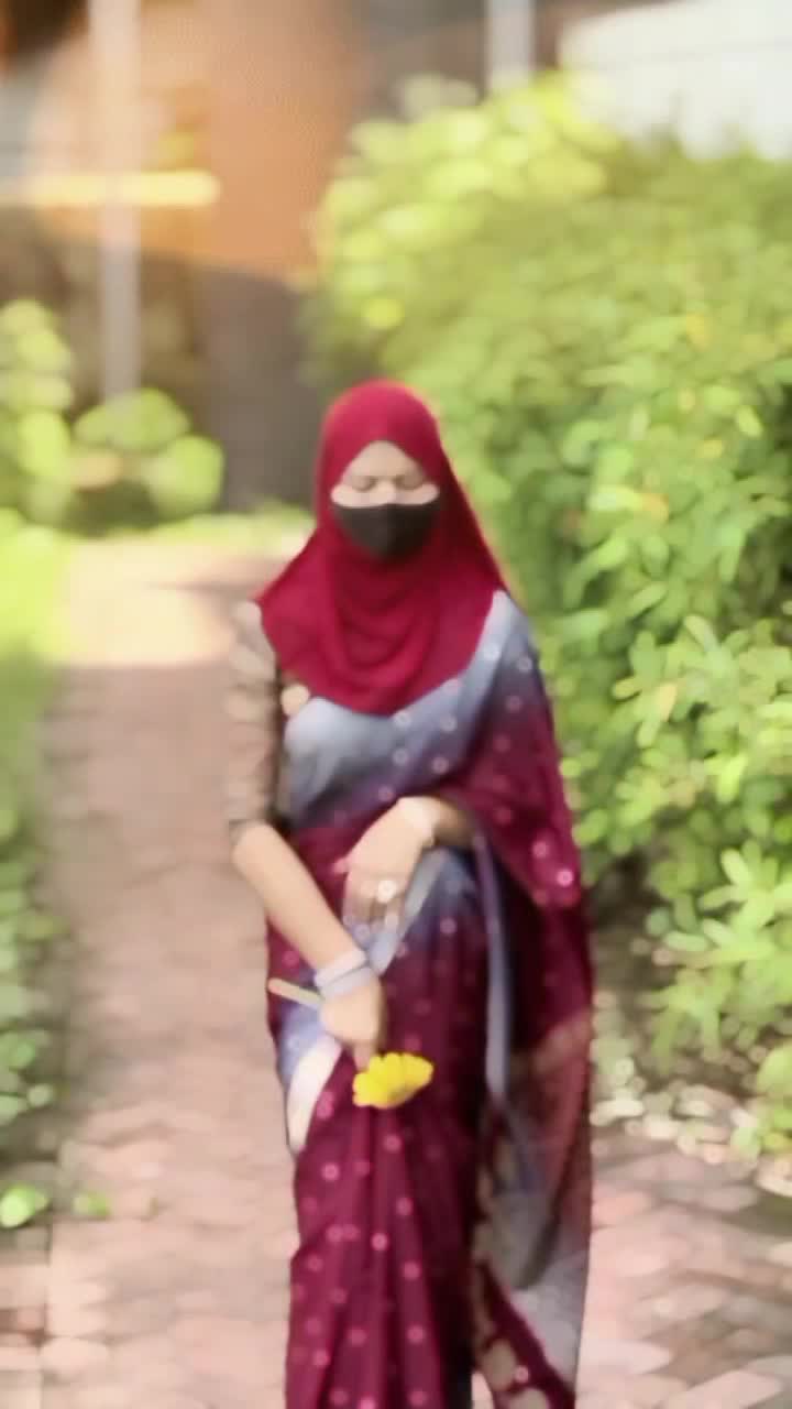 @Israt🖤❤️