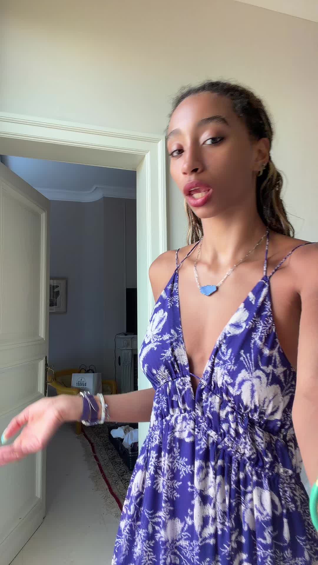 @ameliemelo