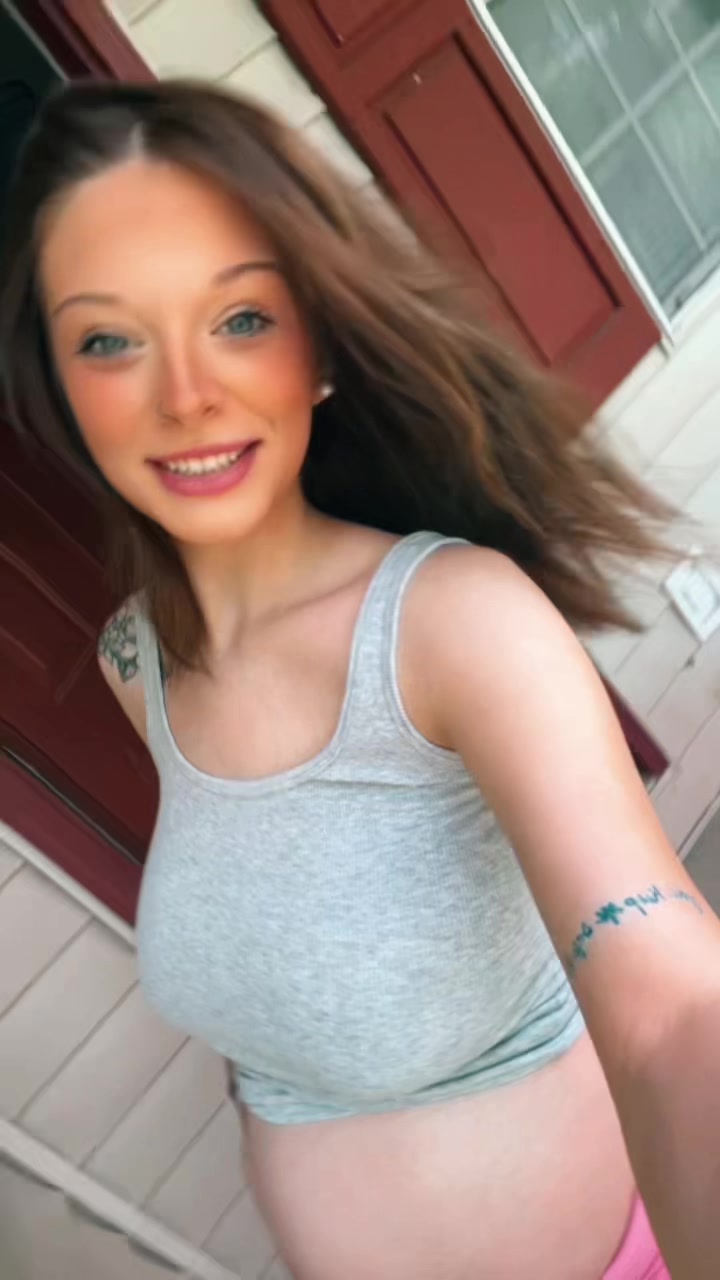@kaitlynn | girl mom 💝