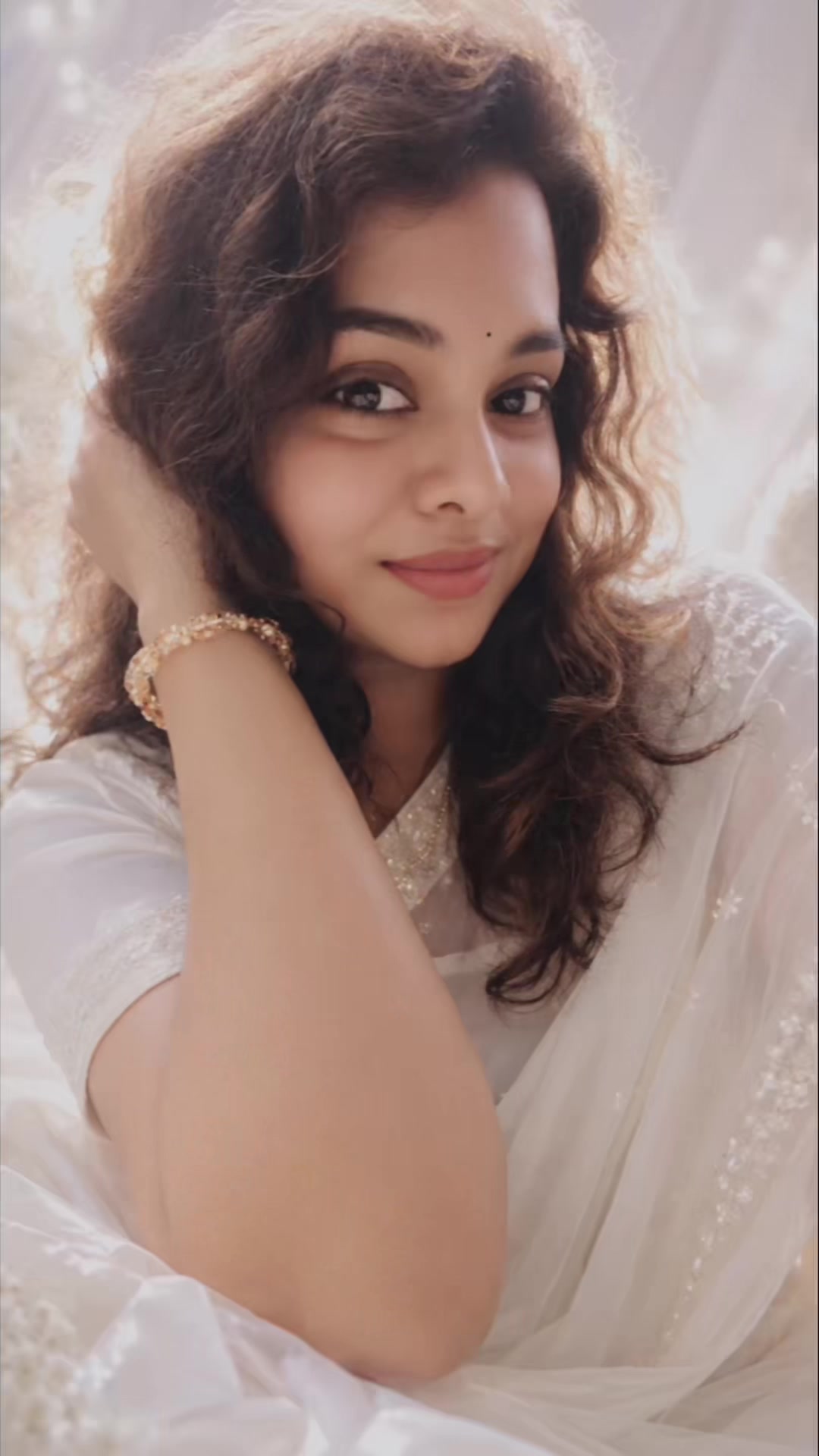@Bhavaani🕊️