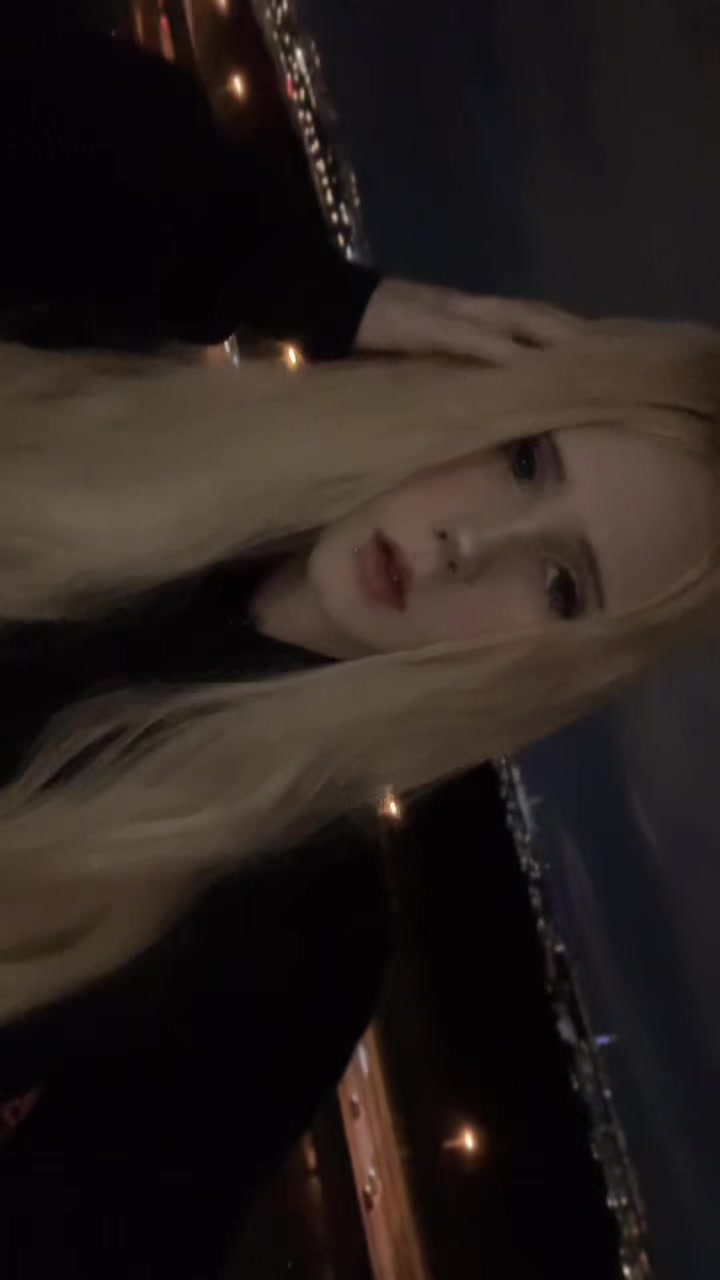 @🥀