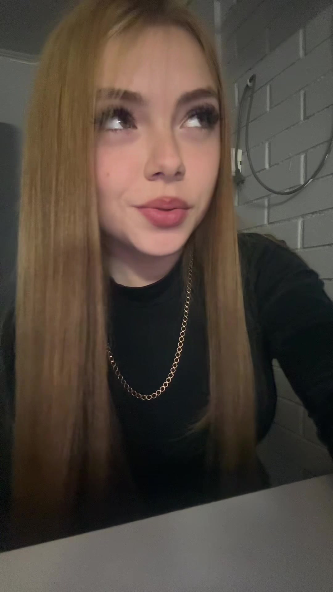 @𝒻𝓁ℴ𝓇ℯ𝓃𝒸𝒾𝒶 𝒾𝓈𝒾𝒹ℴ𝓇𝒶