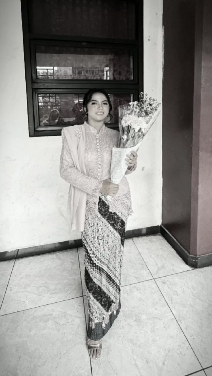 @ShirleyEiySyahreza