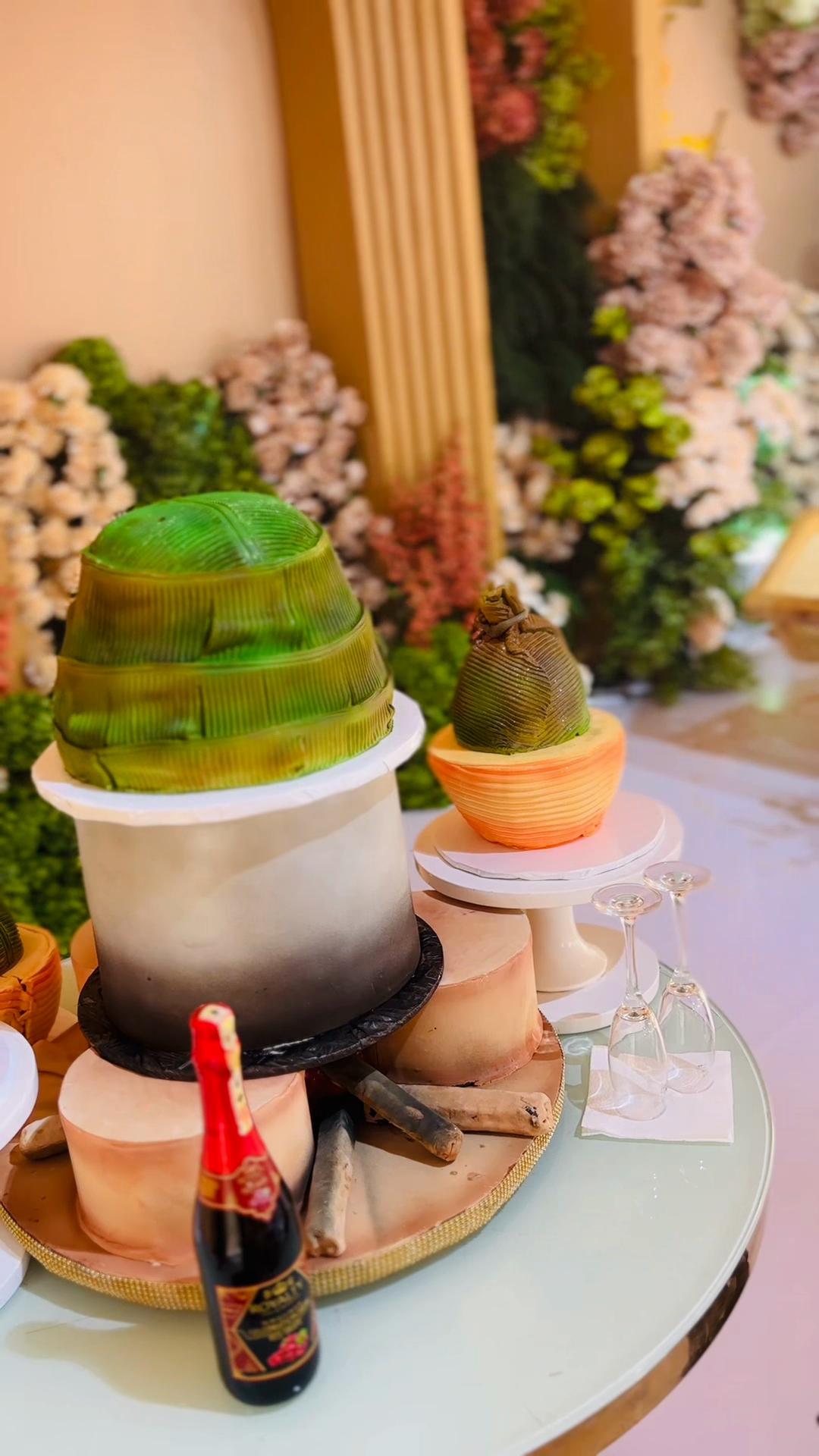 @TASTE_OF_HEAVEN. BAKERY