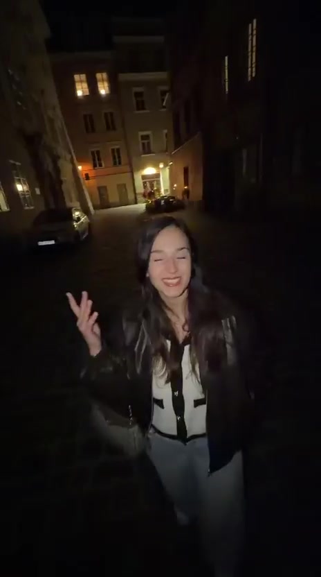 @Luisa