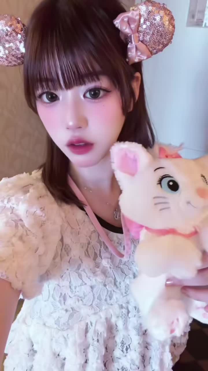 @👶🏻🎀