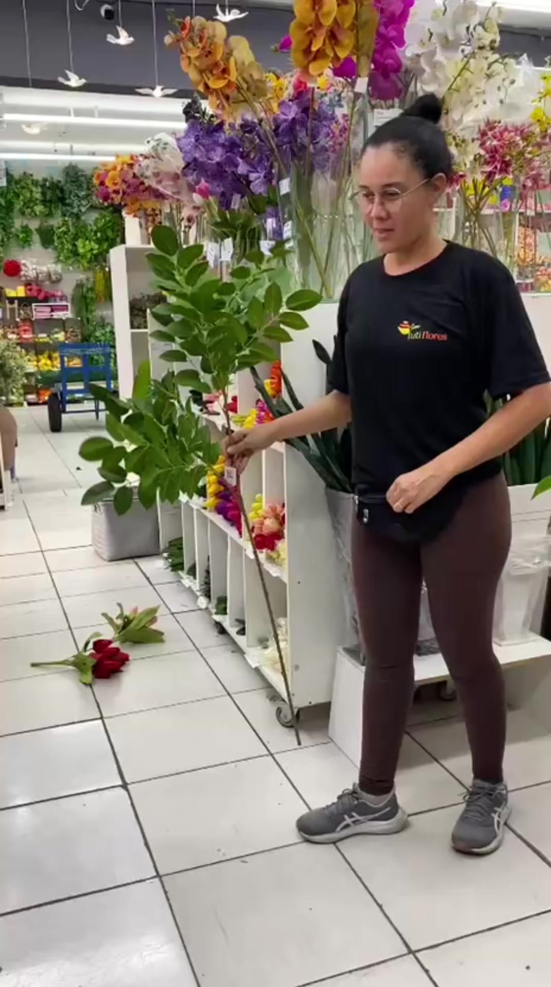 @TUTI FLORES