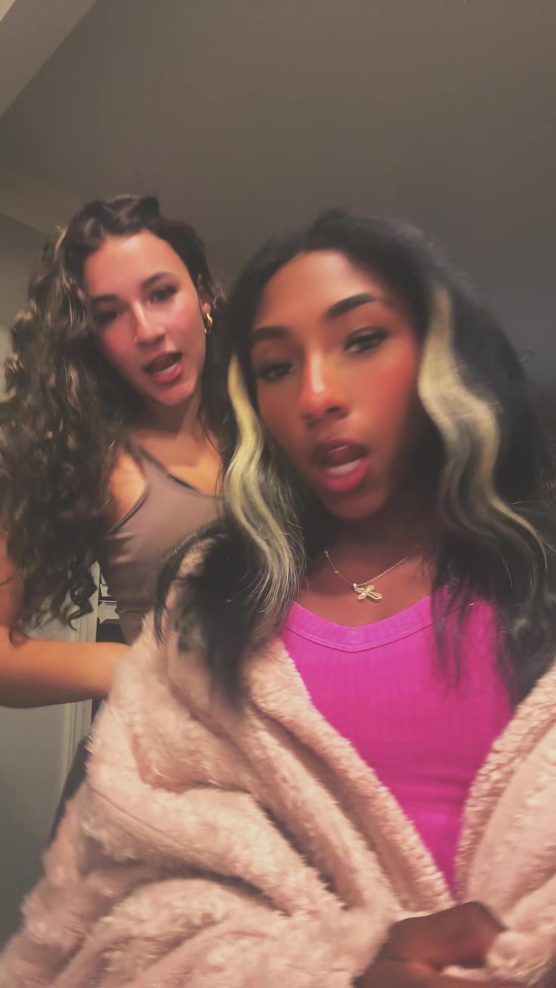 @👸🏾