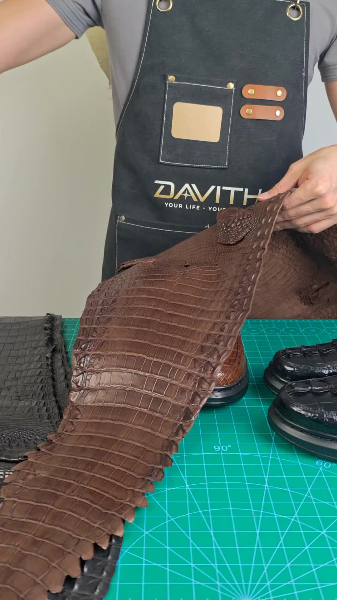@DAVITH LEATHER