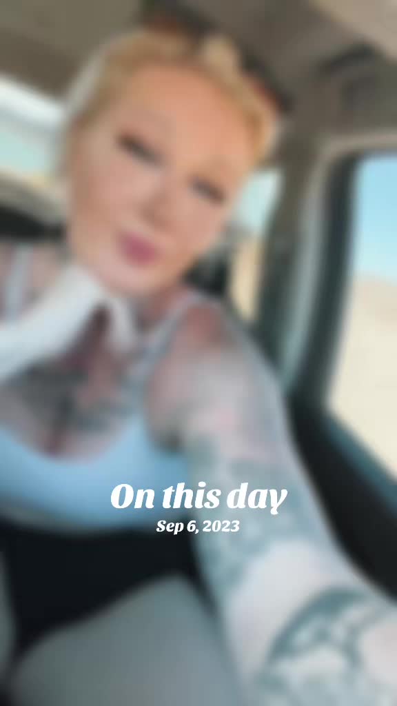 @tattedredbarbie