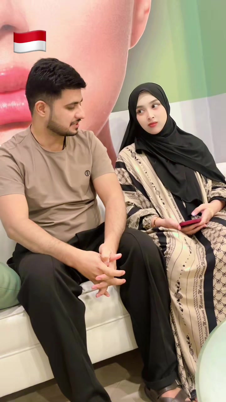 @Zeeshan_Vlogs