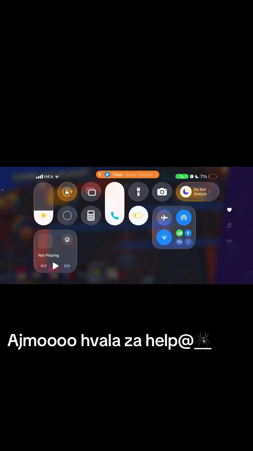 @👻