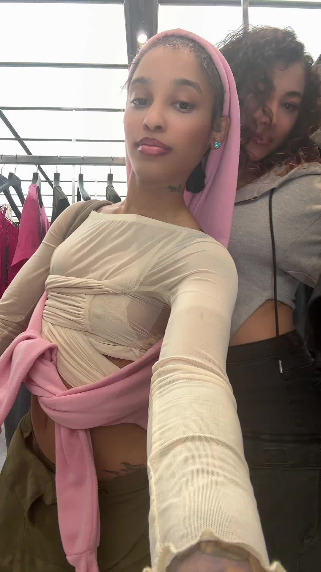 @Shayloamigo