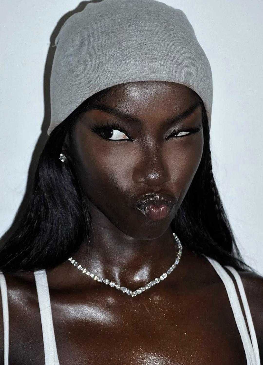 @𝐿𝑦𝑎𝑟𝑎