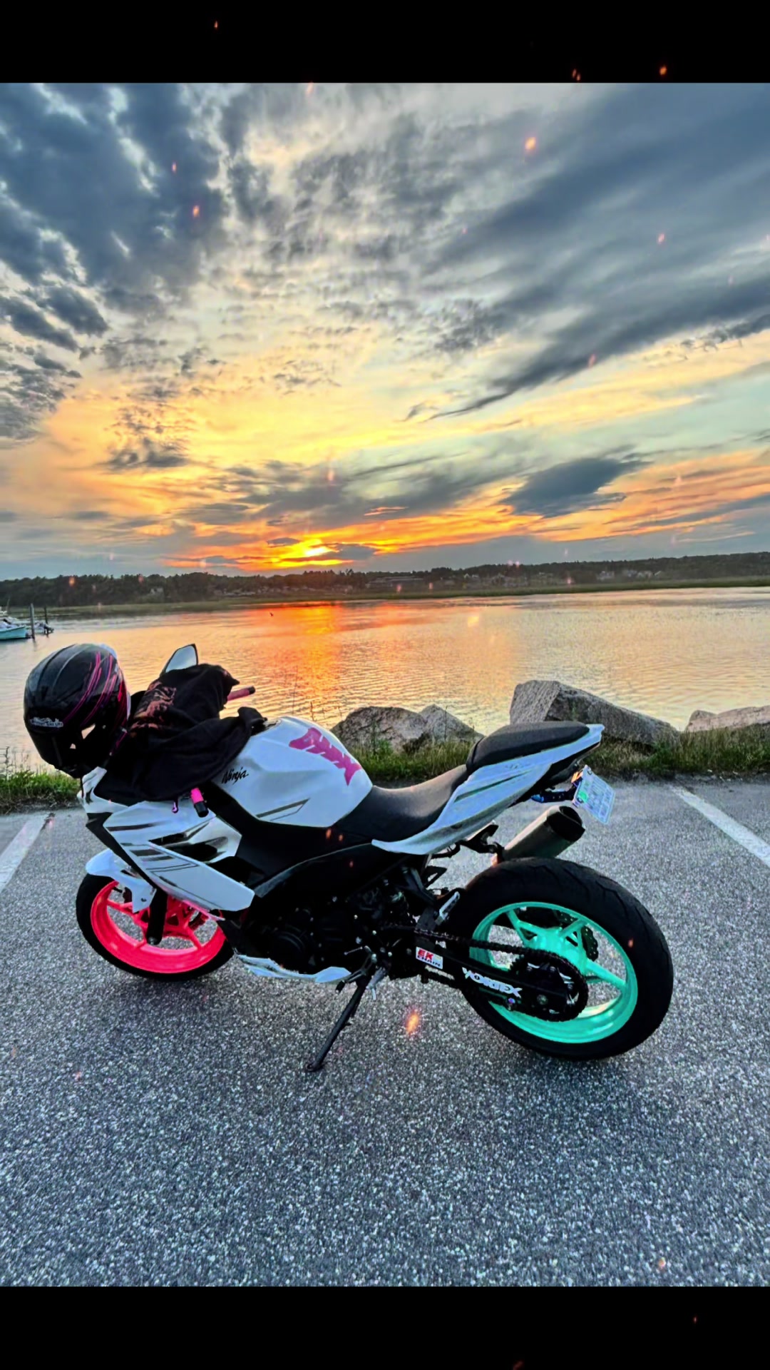 @mrs_moto 🫶🏼🏍️