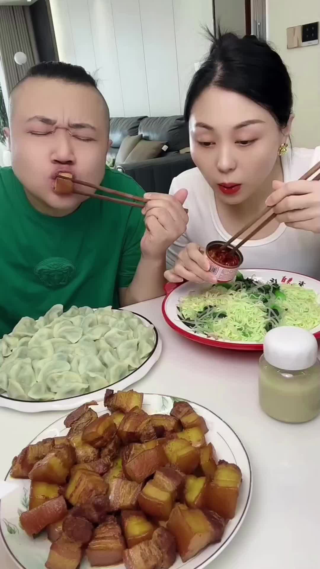@foodmukbang