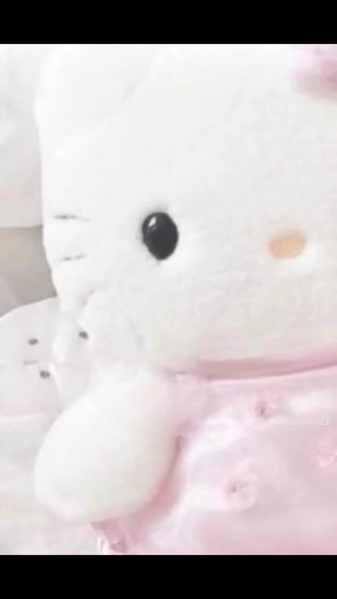 @𝕭𝖚𝖙𝖙𝖊𝖗𝖋𝖑𝖞ᶻ 𝗓 𐰁 .ᐟ