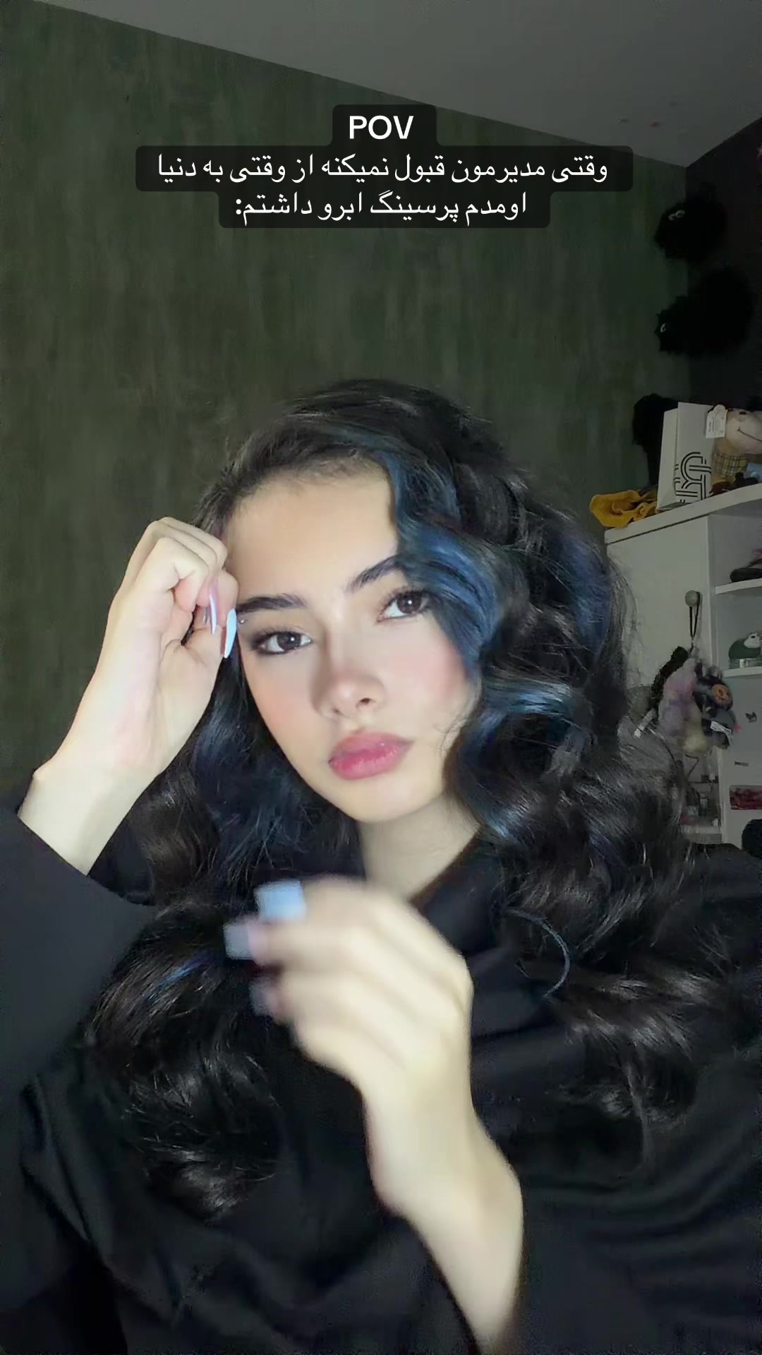 @elena