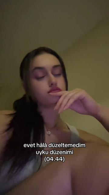 @Yağmuurr 🌰🐛