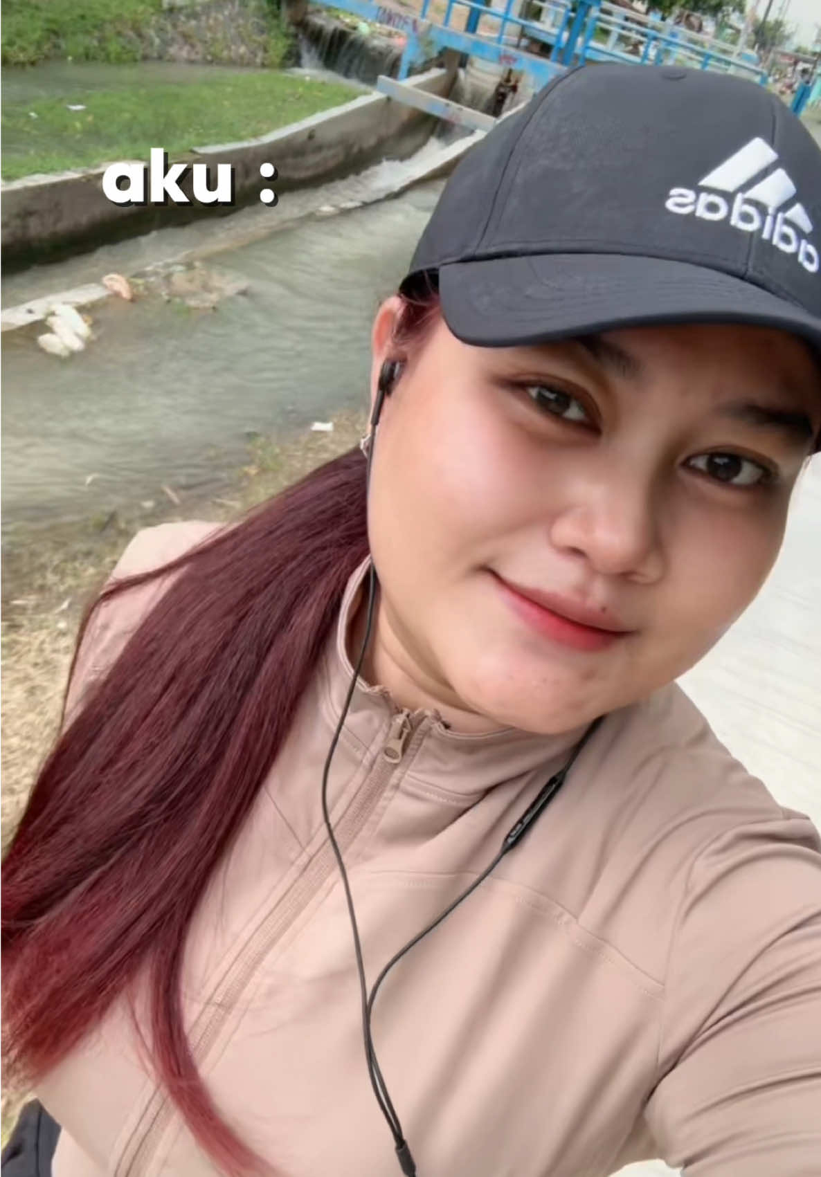 @hai, aku semut!