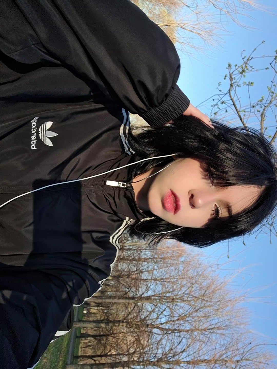 @xidhs@