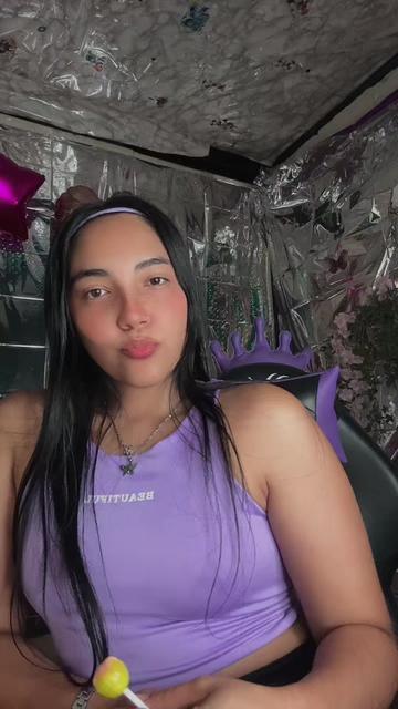 @CAMILA🌻🦋🗽