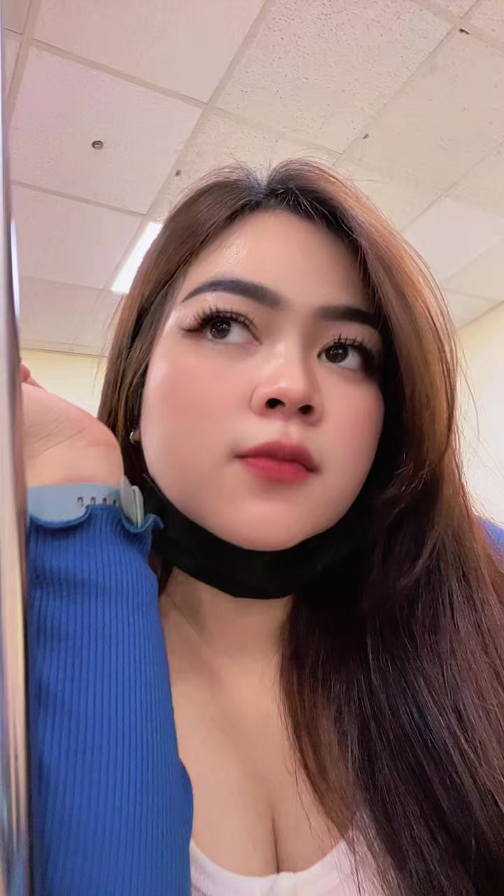 @Y U F F I