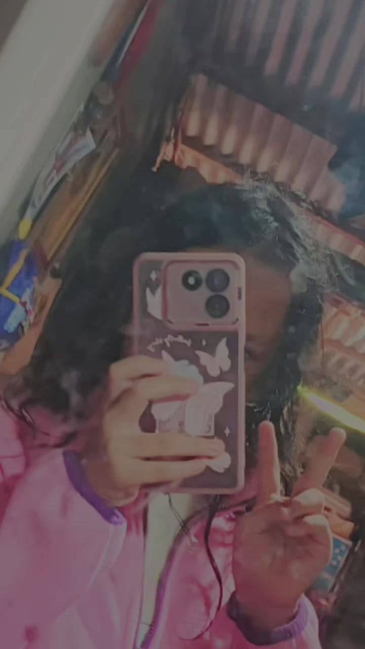 @Ellise store