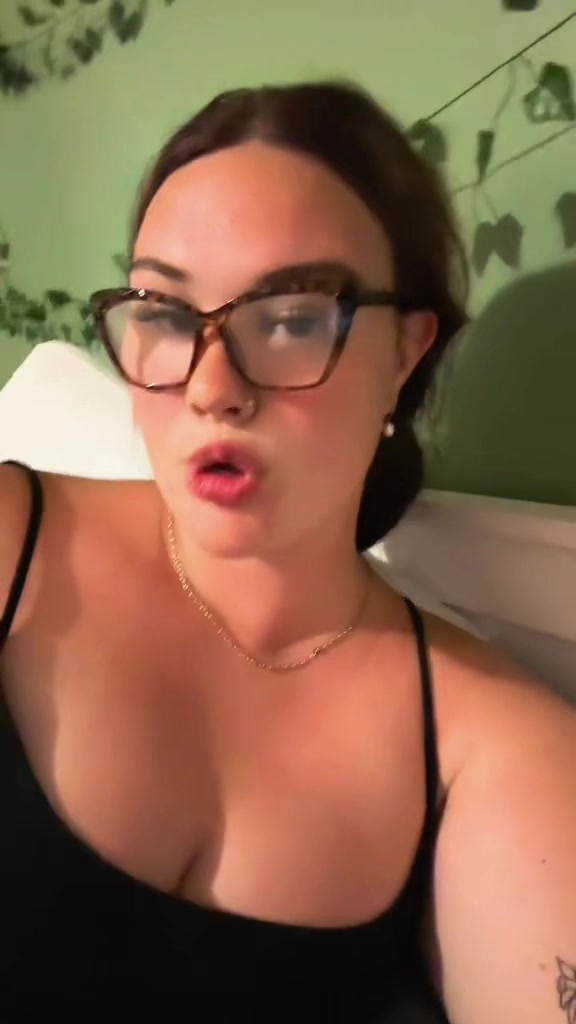 @J🤎