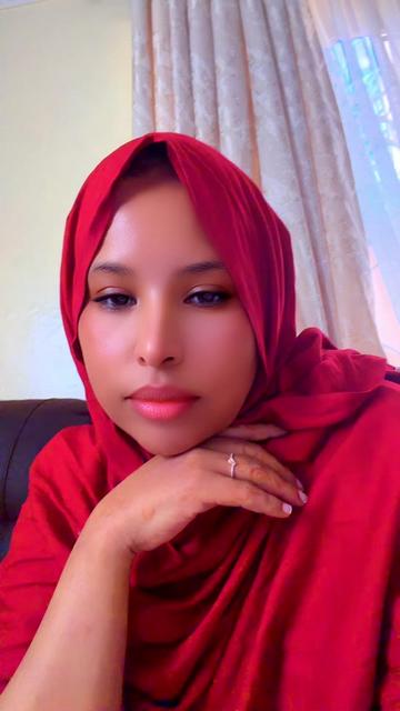 @Falhada Dekow Iman