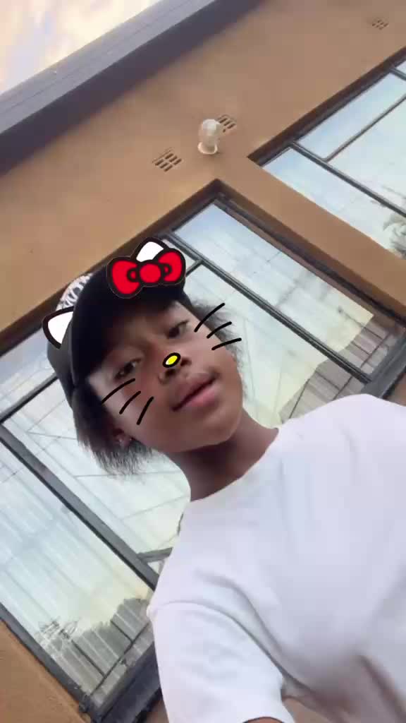 @☆M🅰️TURED CHRISTI🅰️N HUN ☆