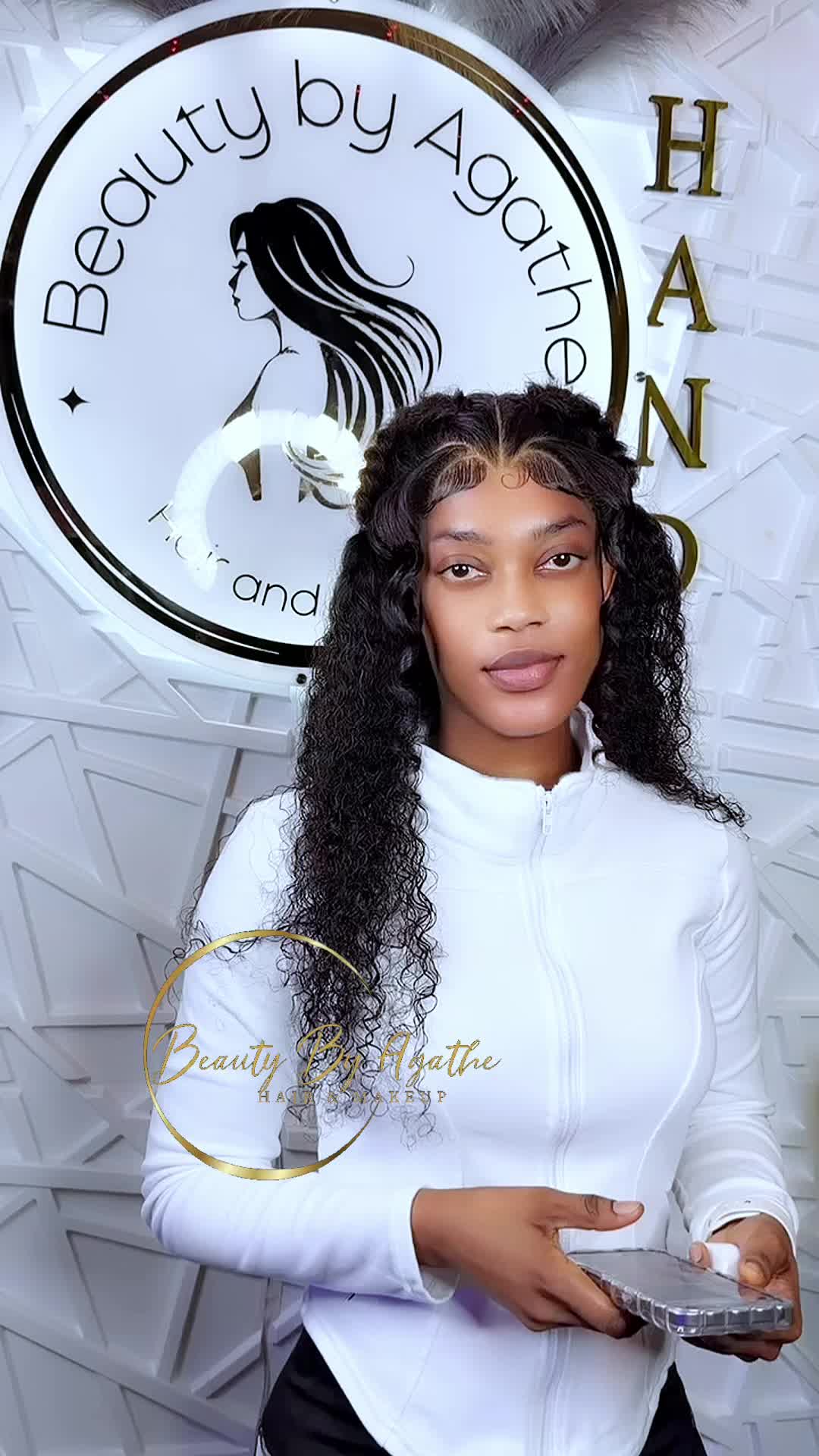 @BeautyByAgathe