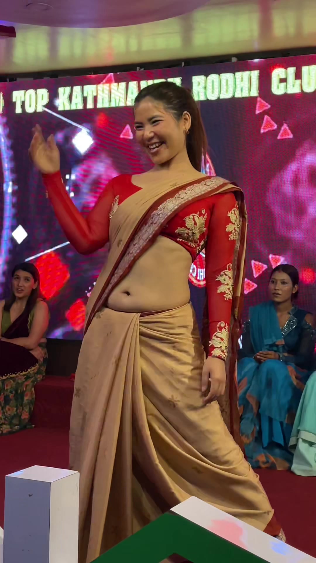 @प्यारी😘