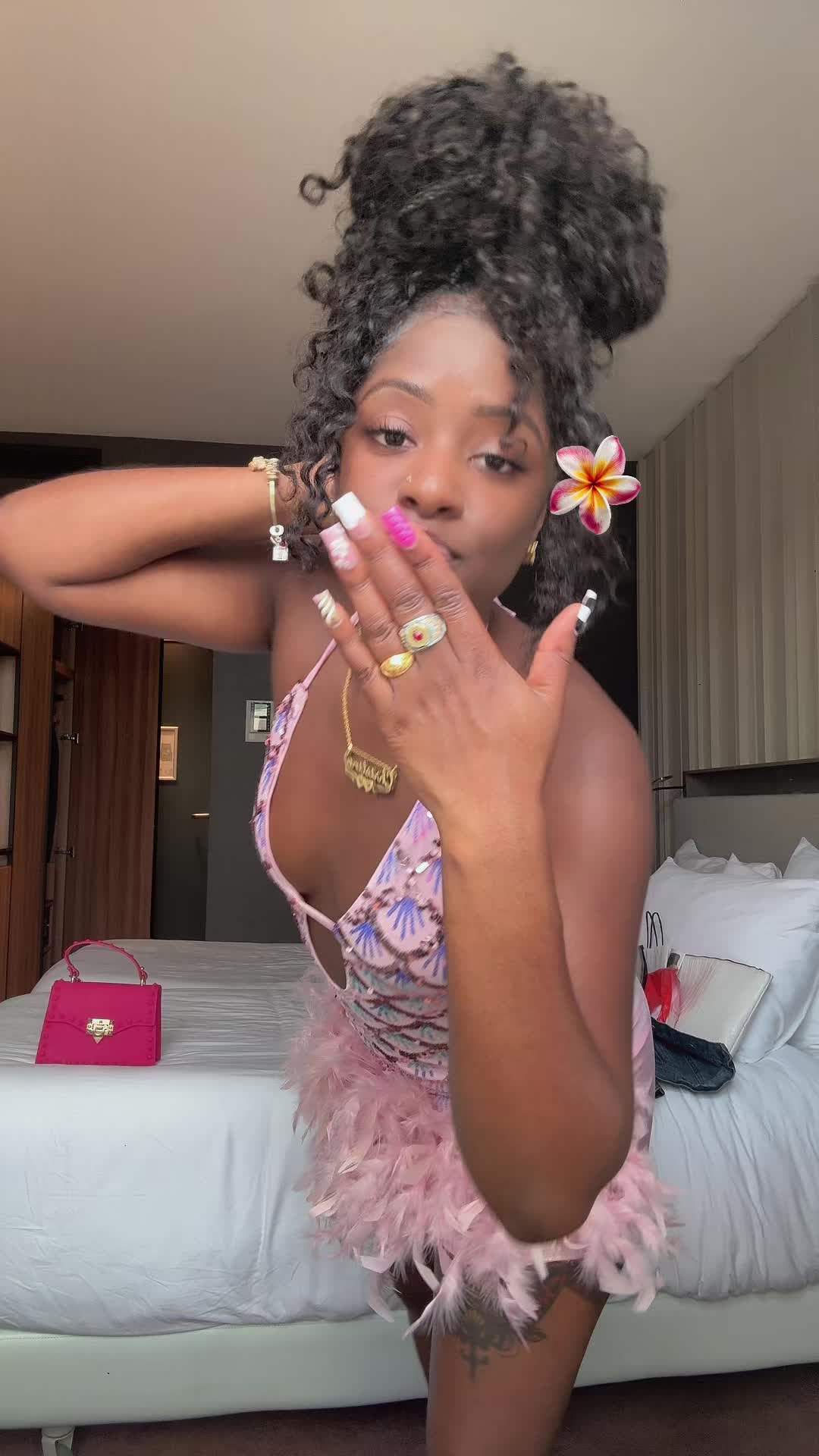 @Dee Dee 🇵🇦🇯🇲