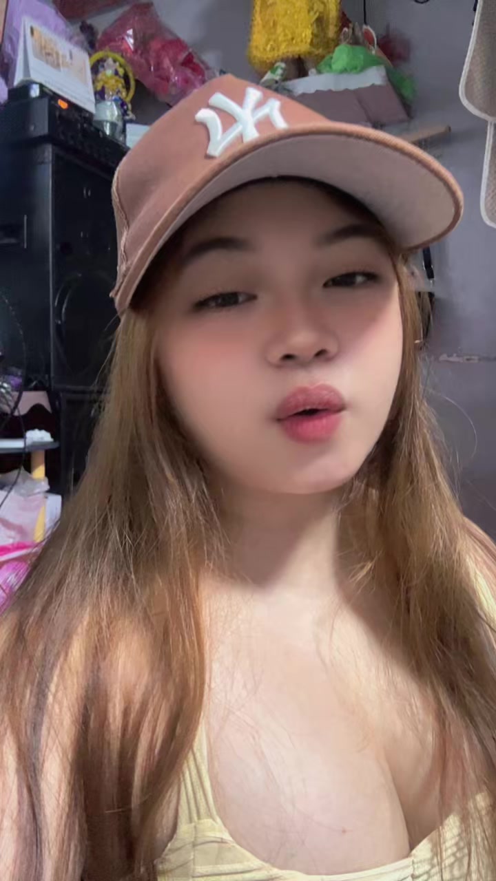 @zyrene