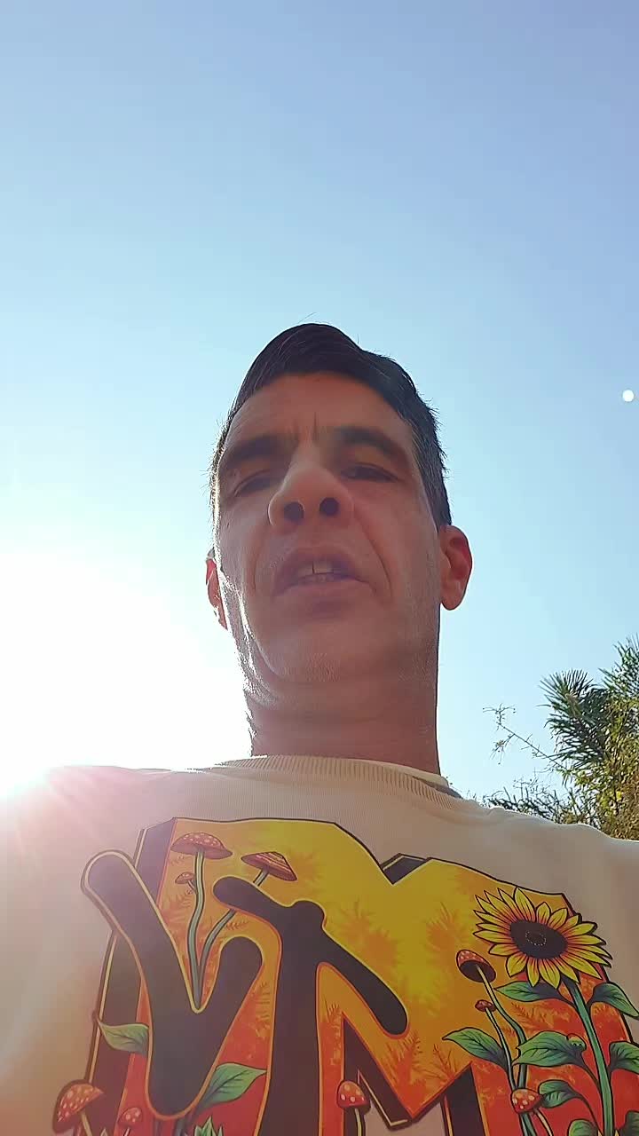 @Terry 🇿🇦 👣 🙃