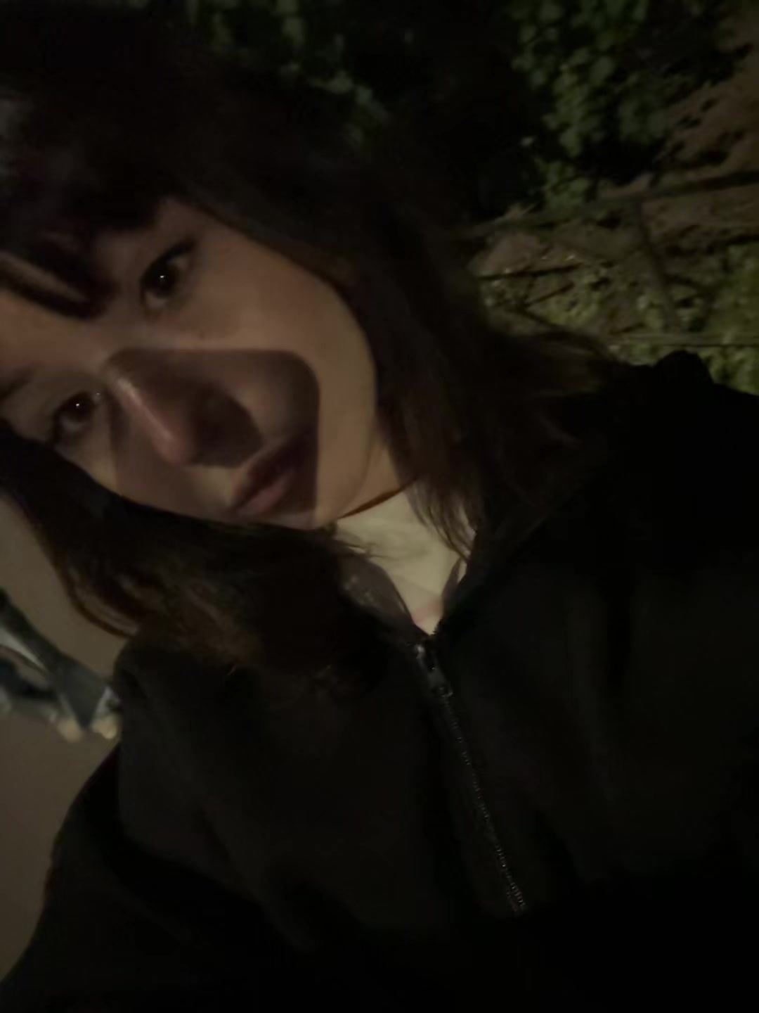 @👅