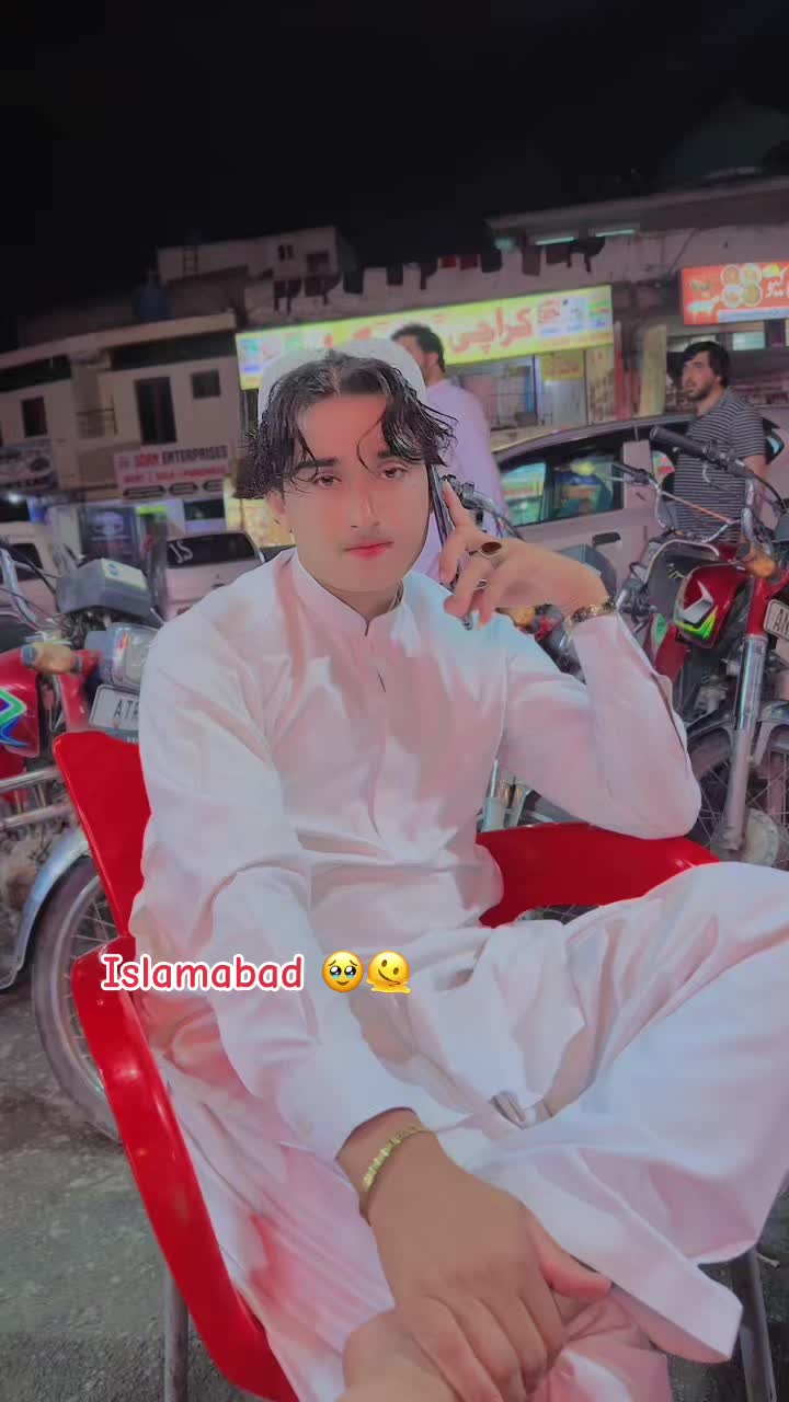 @čHöȚâ ŚêŤ1 🇦🇪💫💫