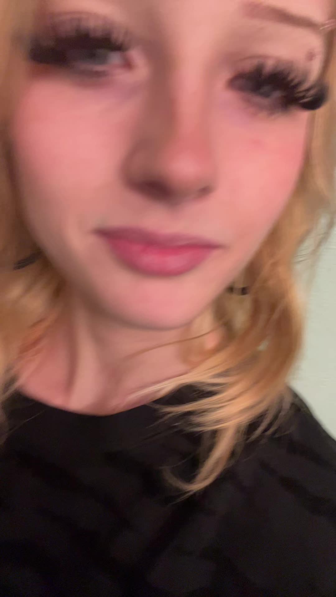 @redduhivyy
