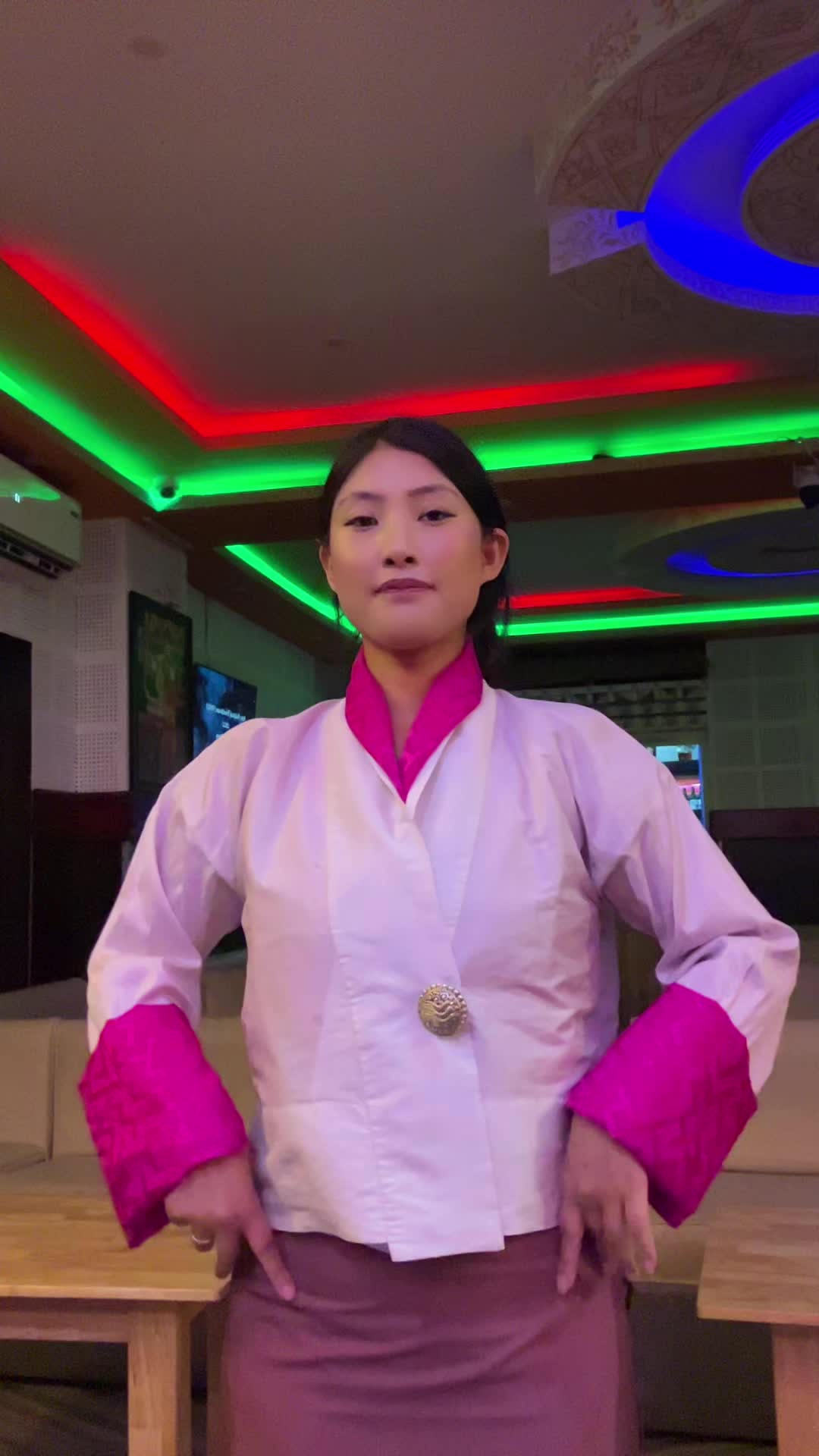 @མཁའ་འགྲོ་དབང་མོ།