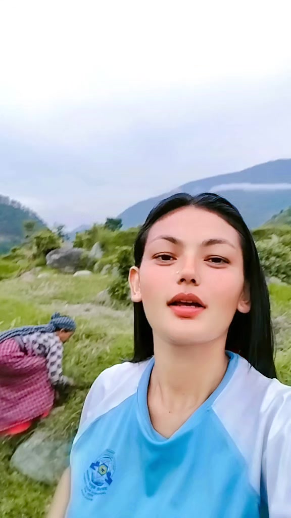 @Ni..Ru😘