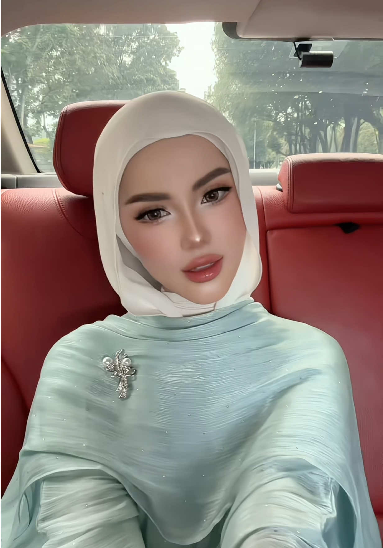 @𝑺𝒂𝒓𝒂 𝑱.