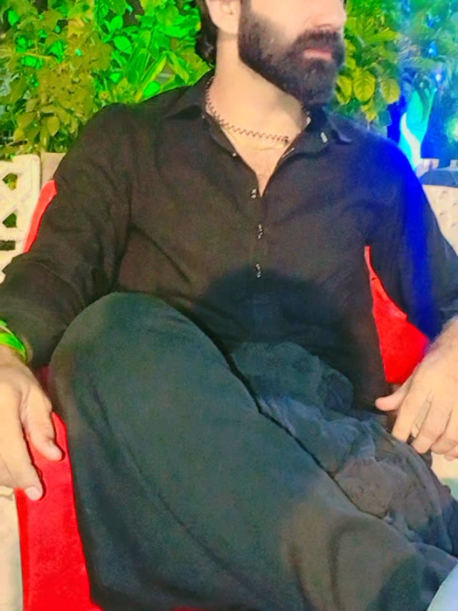 @ČĤÁŃĎŐ ĴÁŤŤ