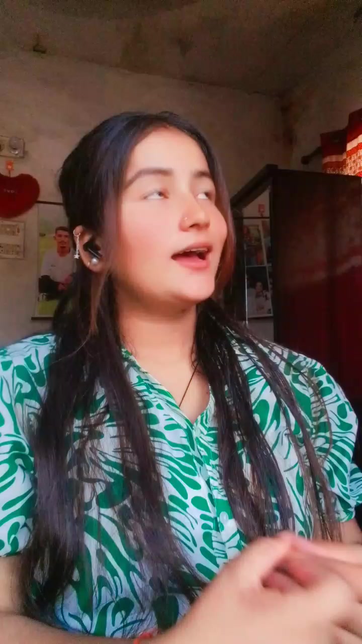 @Aarushi 🎀📿