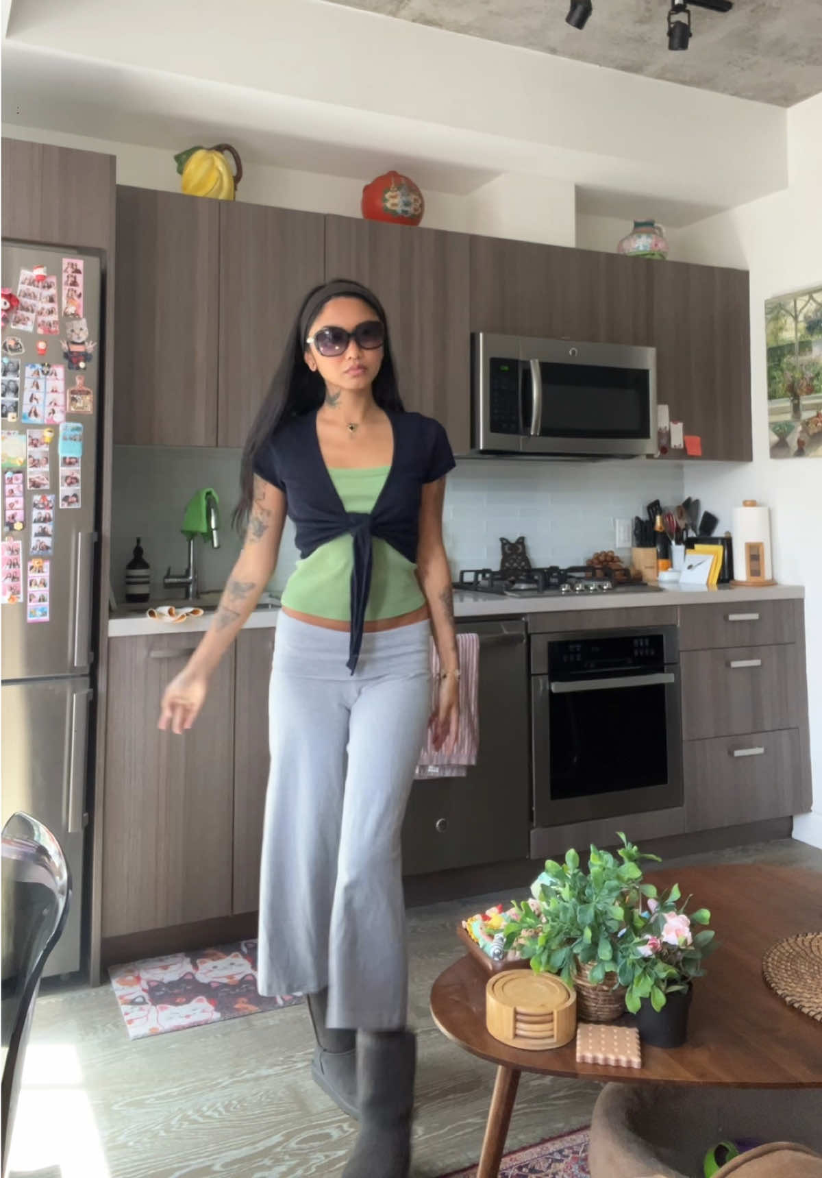 @LipBiteEmoji