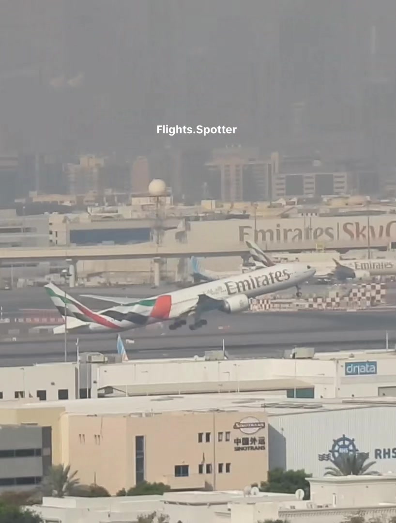 @Flights.spotter 🇦🇪