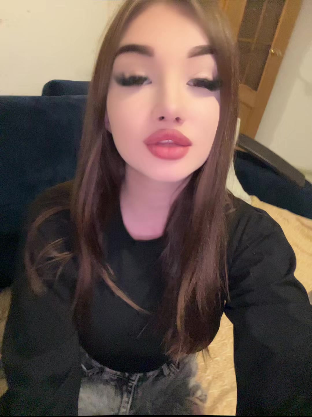 @M.F