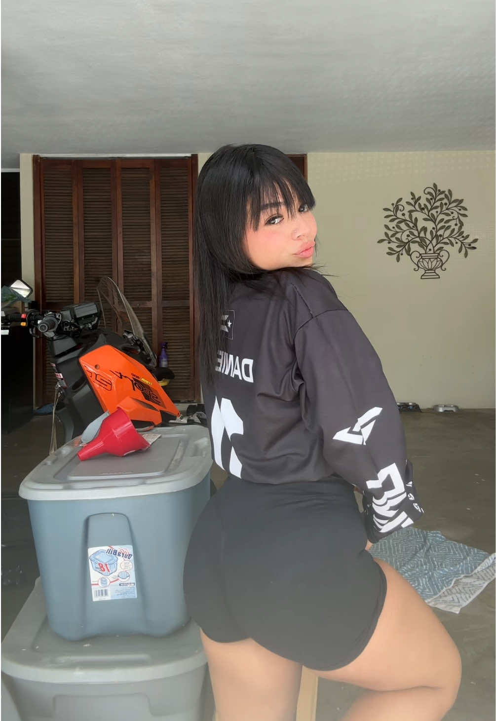 @danieliz