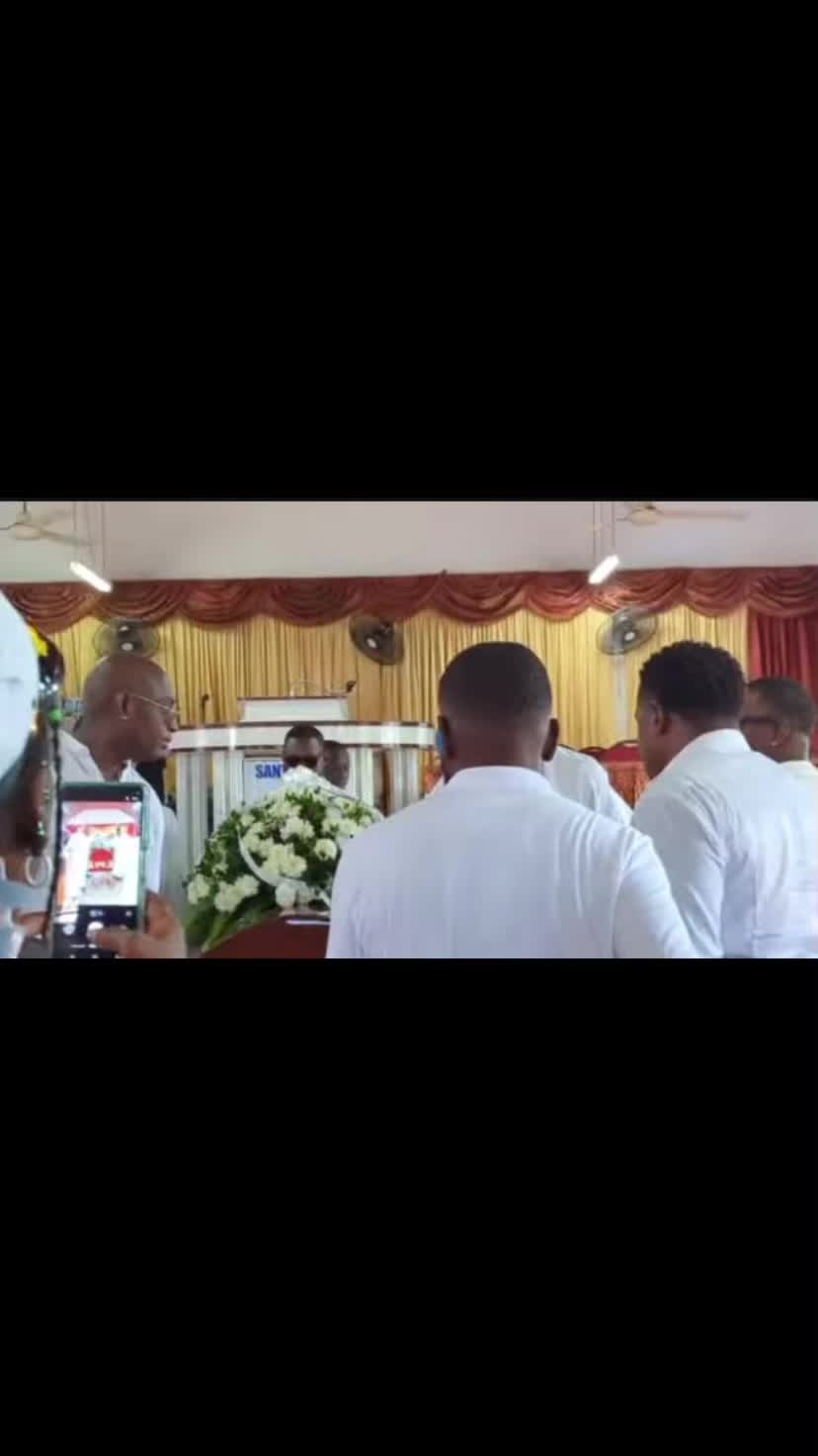 @Whytes Funeral Home BlackRiver