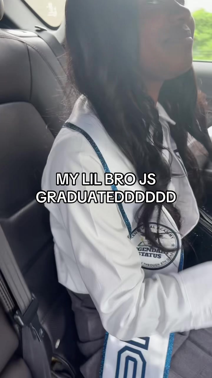 @adorkzvault._